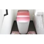 こだわりの赤いトイレ