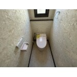 最新式のトイレへ交換