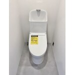 明るく清潔間のあるトイレへ