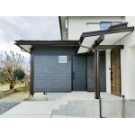 住居用玄関と店舗用玄関の統一感と差別化