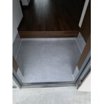 玄関の床をリフォーム
