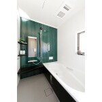 606.カラーコントラストでスタイリッシュな浴室