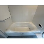シンプルかつ掃除のしやすいシステムバス