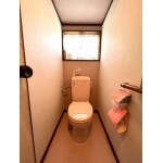 好きなカラーで落ち着くトイレ空間に！