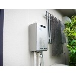 設置から10年経過した古い給湯器を新しい給湯器へ交換！
