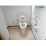 タイル式トイレからクロス壁クッション床へ