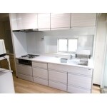 お手入れラクラク、システムキッチン