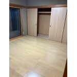 ワンフロアの生活を見越した洋室