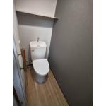 手狭なトイレを改修してゆったりした快適空間へリフォーム
