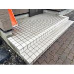 玄関先タイル工事