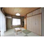 押入を折れ戸の収納に　和室リフォーム