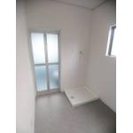 清潔感あふれる脱衣スペース