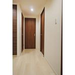 廊下のクロス張替