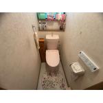 フルオート便器洗浄機能付きの可愛いピンクのトイレへリフォーム