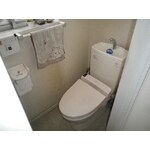 収納たっぷり　トイレリフォーム