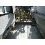 駐車スペースを拡張しました。（2）