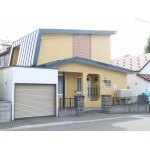 外壁と屋根をを塗装しました。