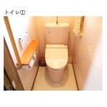 手すりを工夫して使いやすいトイレへ トイレ リフォーム事例 施工事例 No 5287 リフォーム会社紹介サイト ホームプロ
