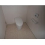 最新型のトイレへ