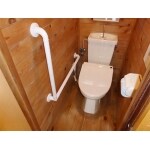 トイレ時の体のバランスをサポート