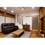 二間続きの一室をリビングに改装して床暖房を入れました。