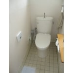 １・２階のトイレを節水・機能充実トイレに交換