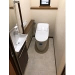 リクシル　プレアス　LS　トイレ・鏡付埋込手洗器