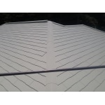 高反射塗料で省エネ。屋根材の耐久性にも貢献。