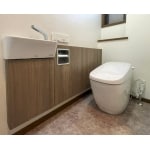 洗練されたトイレ空間に刷新！自動水栓で衛生的（静岡市駿河区）