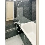 521.ブラックが引き立つ高級感溢れる浴室リフォーム