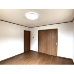 2部屋８坪から１部屋４坪へ減築・明るく暖かい空間に刷新！