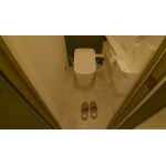 【トイレ】自動洗浄付きの衛生的なトイレ