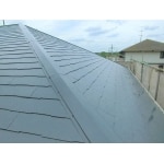 屋根を遮熱効果の高い塗料で施工しました