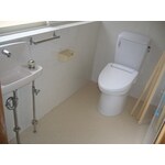 トイレリフォームと増築スペースに浴室・洗面を施工しました。