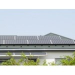 ソーラーパネルを設置した屋根