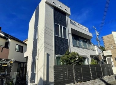 外壁を塗装して新築時のような輝きが復活