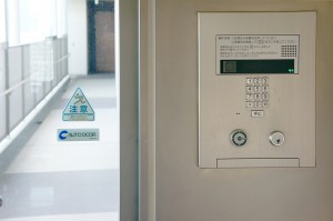 オートロックのマンションをリフォームする際の鍵交換の注意点