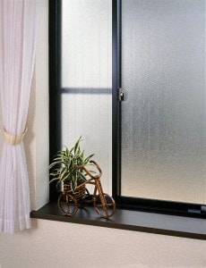 断熱、遮熱性能の高い出窓を選ぶ！設置場所にも注意！