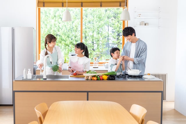 オープンなキッチンの例