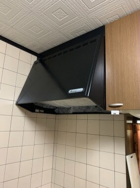 ブーツ型レンジフードの写真