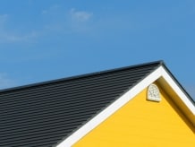 屋根のカバー工法、荷重に家が耐えられるでしょうか？